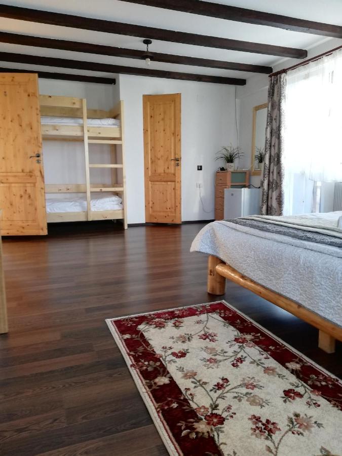 Elder Villa Бран Екстериор снимка